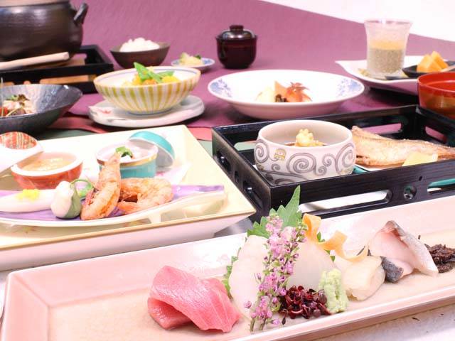 季節会席料理 桜